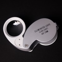 Small Illuminated Loupe Magnifying Microscope 40X  | Accessories | Pest & Disease Control